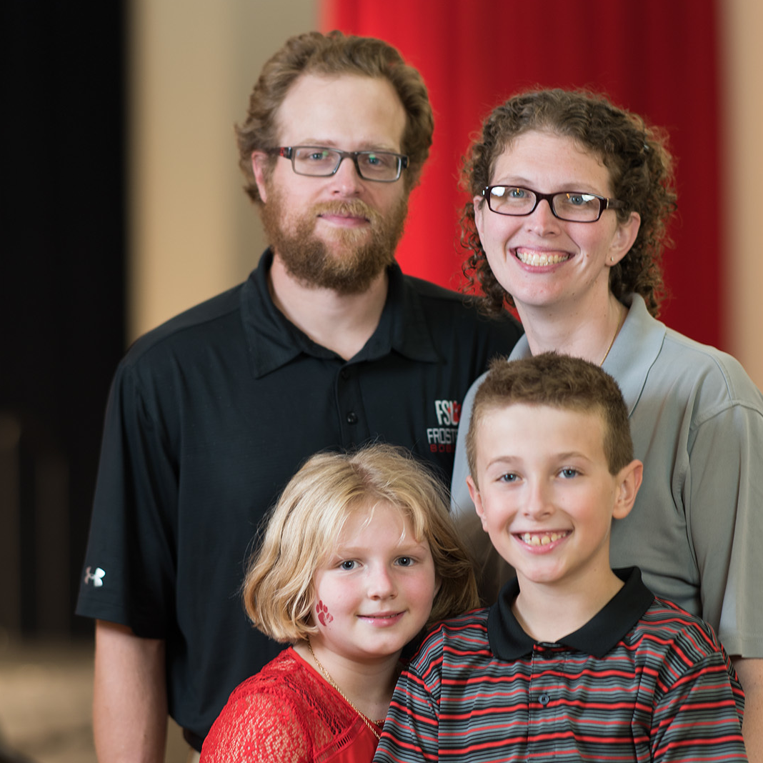 Drs. Brian '02 & Jessica Masser '01 and Family