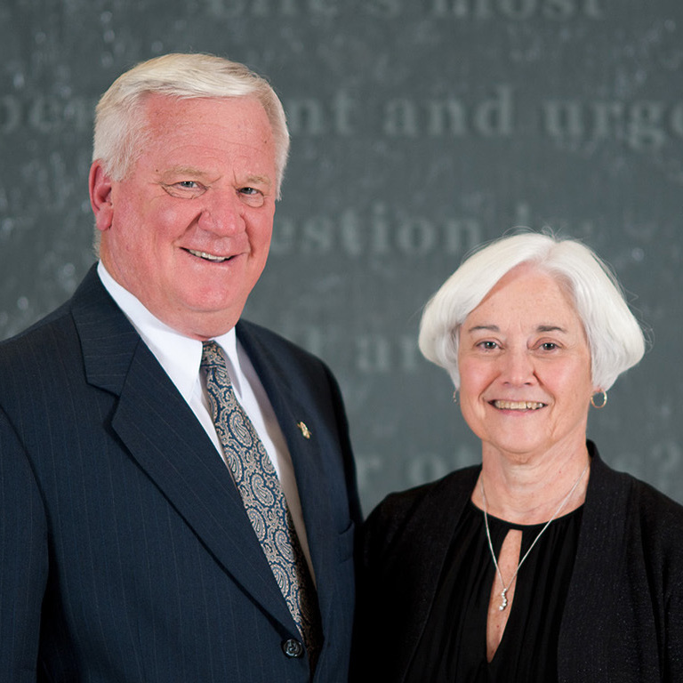 Russell '68 and Penny Younkers